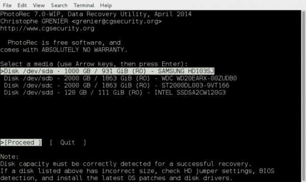 Photorec maakt een verwijdering ongedaan via een command-line.